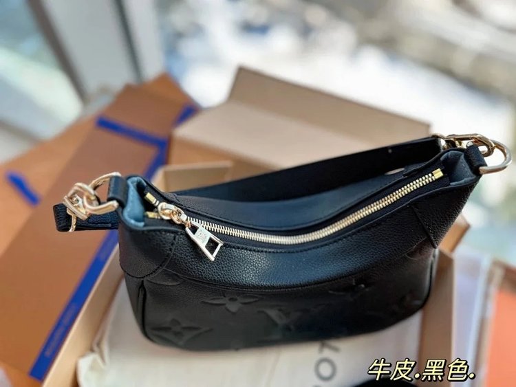 Louis Vuitton Underarm Bag Handheld Shoulder Cross Shoulder Leather Handbag | Yoyubuy Spreadsheet