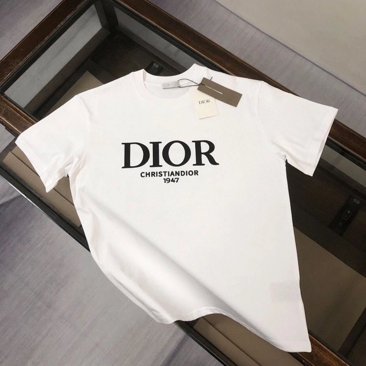 Dior light luxury short sleeved T-shirt men's half sleeved top unisex Dior short sleeved shirt | Yo