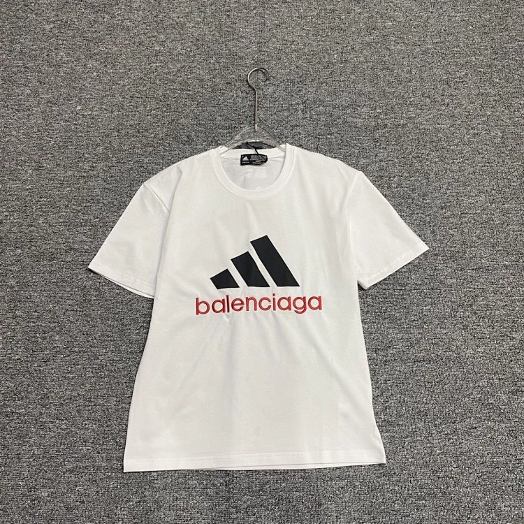 Balenciaga Adidas Joint Short Sleeve Fashion Show with Large Logo | Yoyubuy Spreadsheet