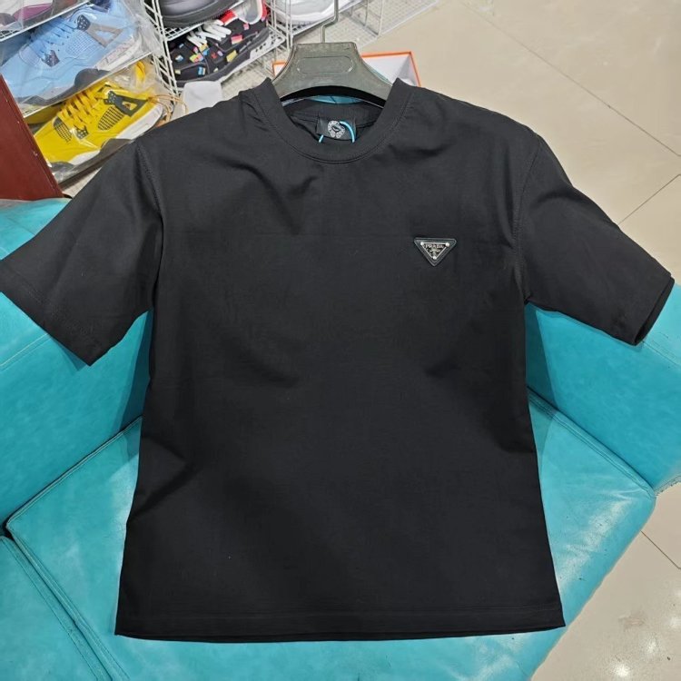Prada Light Luxury Business Short Sleeve T-shirt Men's White Grey Half Sleeve Top | Yoyubuy Spreadsh