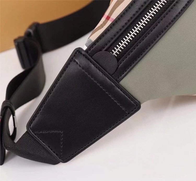 Burberry contrasting waist bag crossbody bag chest bag unisex | Yoyubuy Spreadsheet