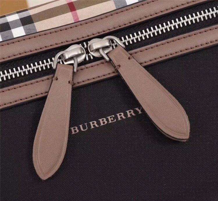 Burberry contrasting waist bag crossbody bag chest bag unisex | Yoyubuy Spreadsheet