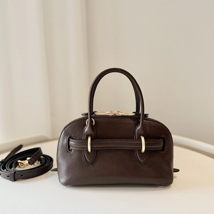 Miumiu handbag shoulder bag crossbody bag women's bag shell bag | Yoyubuy Spreadsheet