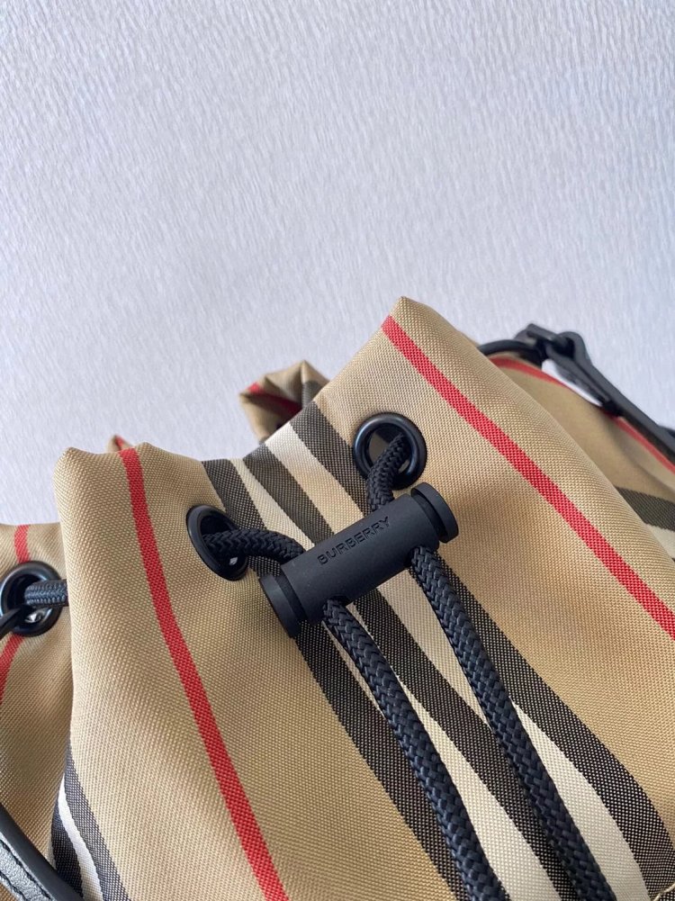 Burberry storage classic plaid canvas bucket bag drawstring bag | Yoyubuy Spreadsheet