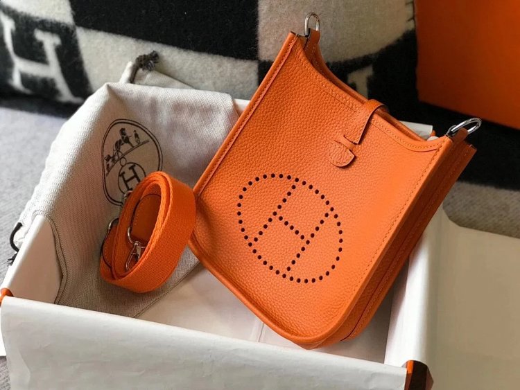 Hermes mini calf leather hollow shoulder crossbody buckle women's bag | Yoyubuy Spreadsheet