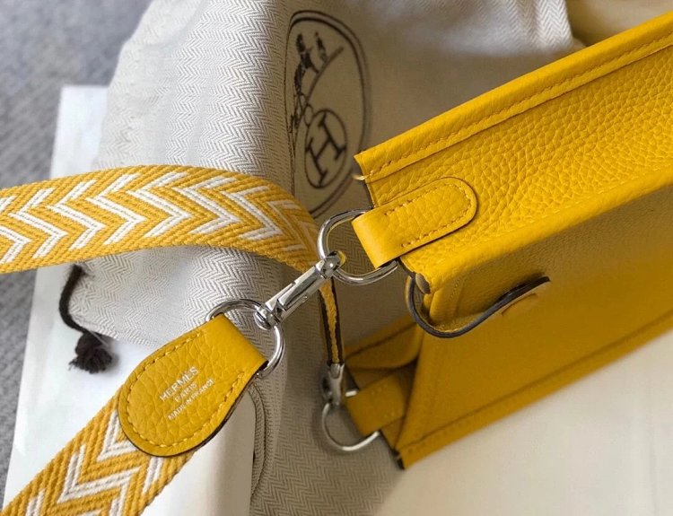 Hermes mini calf leather hollow shoulder crossbody buckle women's bag | Yoyubuy Spreadsheet
