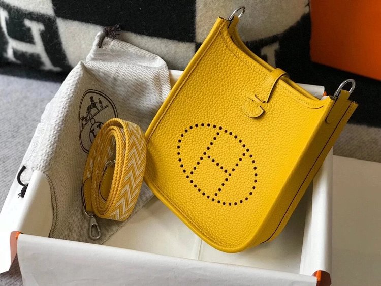 Hermes mini calf leather hollow shoulder crossbody buckle women's bag | Yoyubuy Spreadsheet