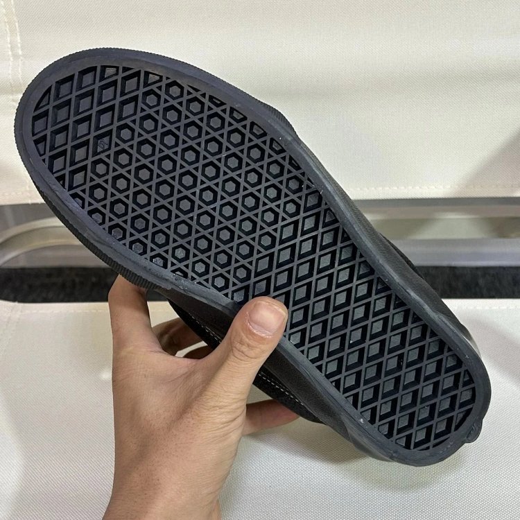 VANS  Black Warrior Starry Sky Bread Shoes | Yoyubuy Spreadsheet