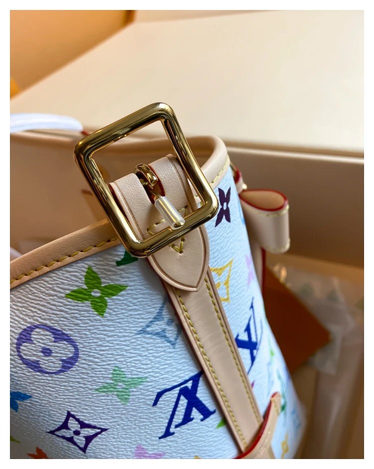 Louis Vuitton white tri colored CarryAll handbag | Yoyubuy Spreadsheet