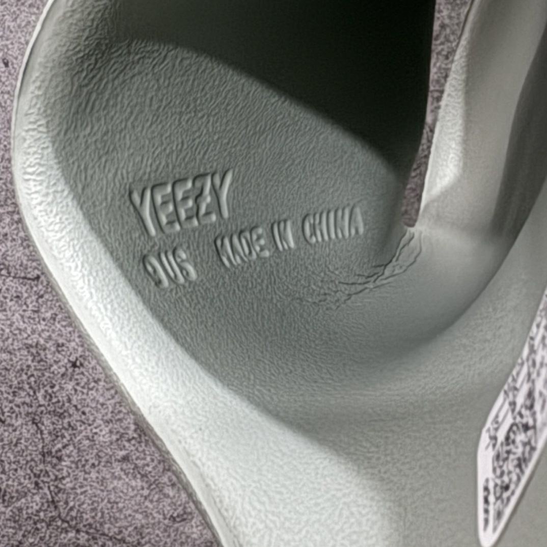 Adidas slippers T538023 | Yoyubuy Spreadsheet