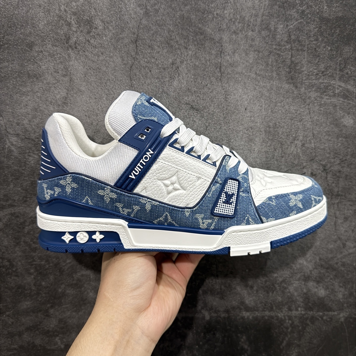 Louis Vuitton  Trainer Sneaker T538001 | Yoyubuy Spreadsheet