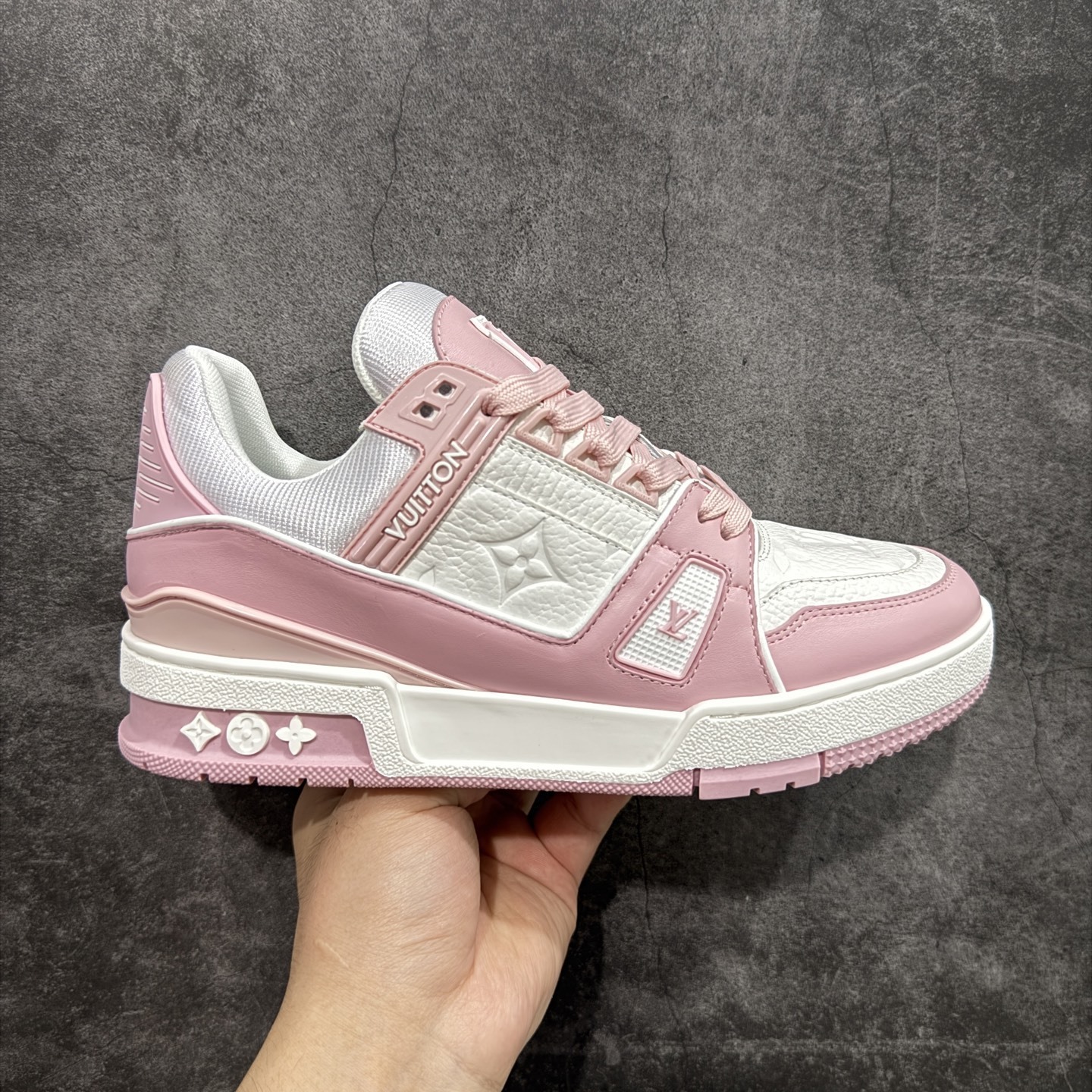 Louis Vuitton  Trainer Sneaker T538005 | Yoyubuy Spreadsheet