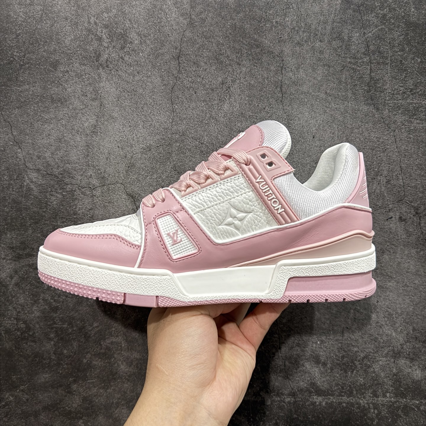 Louis Vuitton  Trainer Sneaker T538005 | Yoyubuy Spreadsheet