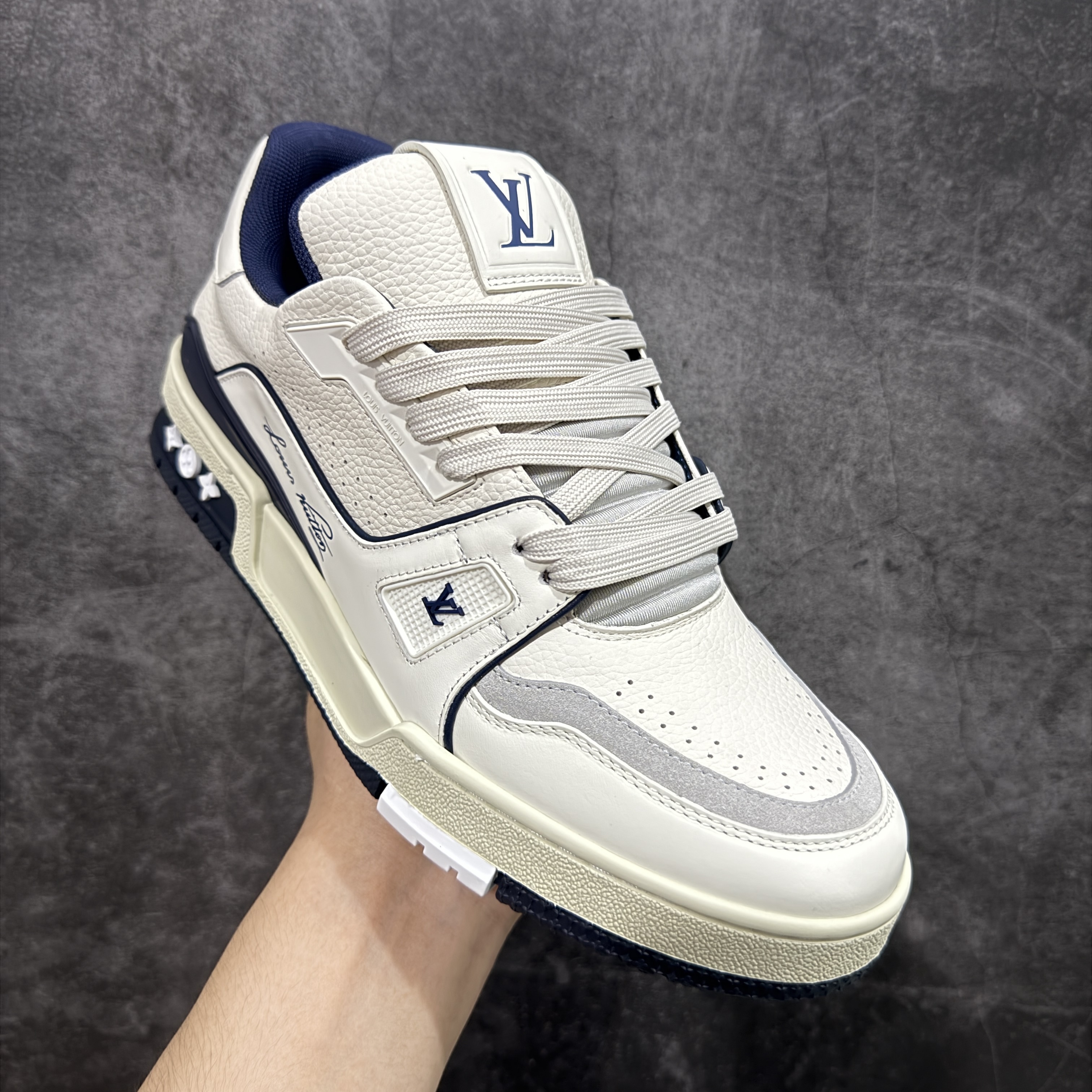 Louis Vuitton  Trainer Sneaker T538006 | Yoyubuy Spreadsheet