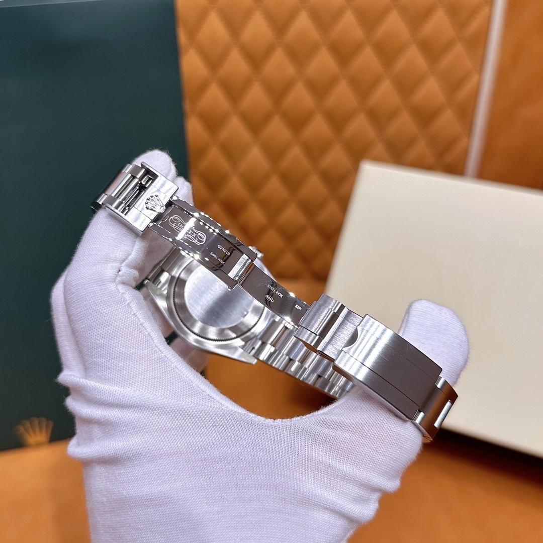 Rolex watch m124270-0001 | Yoyubuy Spreadsheet