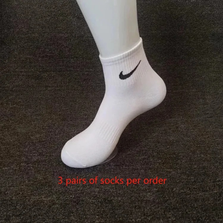 1014 Fashionable Rhubarb Boots