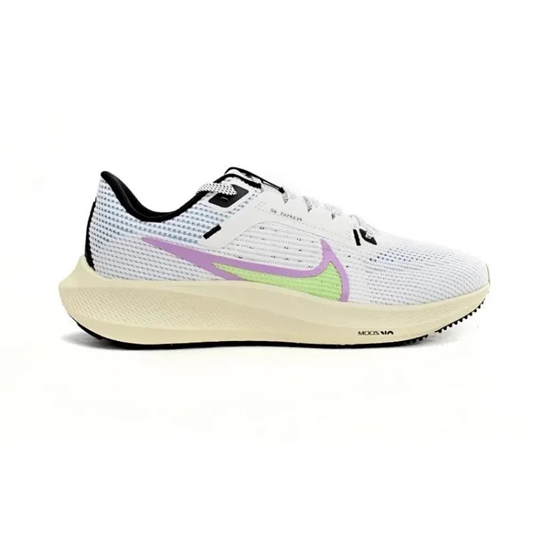Nike Zoom Pegasus 40 Casual Sneakers