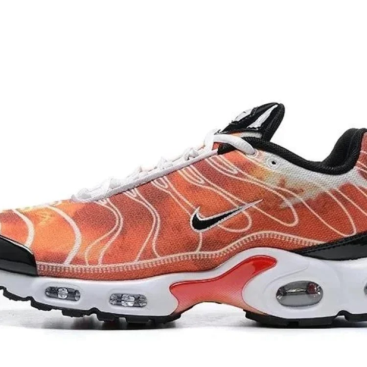 Max Plus TN (2) Casual Sneakers