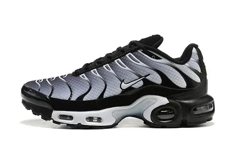 Max Plus TN (2)Casual sneakers