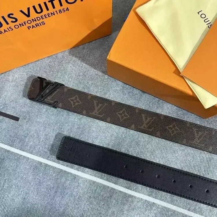 Belt Men's Light Luxury Cowhide Pants Belt Big Brand High-end Stainless Steel Letter Buckle Business Casual Versatile Leather Belt