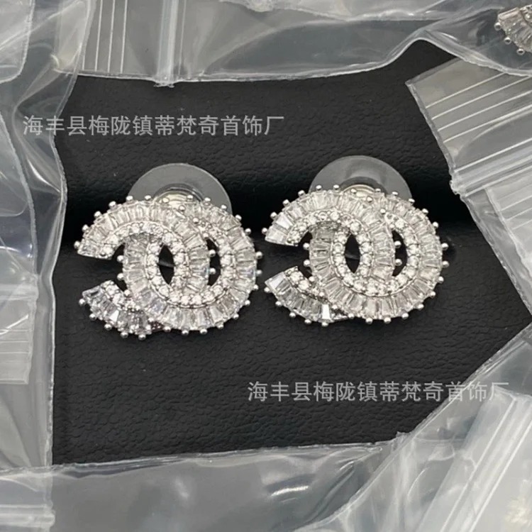 Chanel New Classic Pearl Rhinestone Earrings