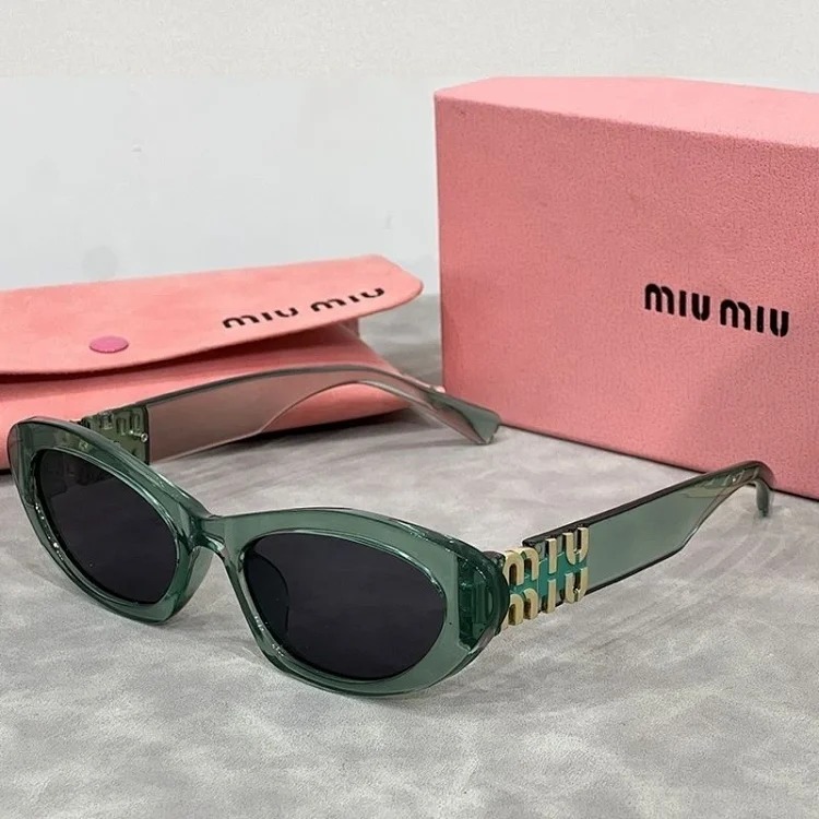 Miu Miu Fashion Sunglasses