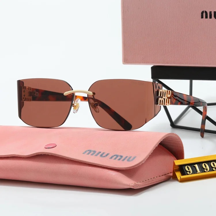 Miu Miu Fashion Sunglasses