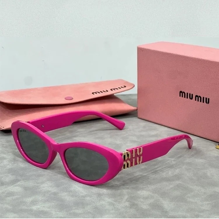 Miu Miu Fashion Sunglasses