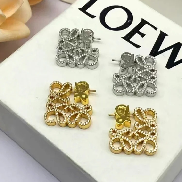 Chanel Versatile Luxury Premium Rhinestone Earrings