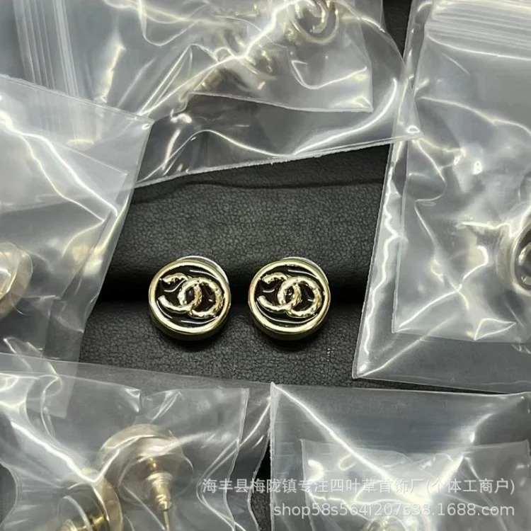 Chanel New Fashion Premium Heart Earrings
