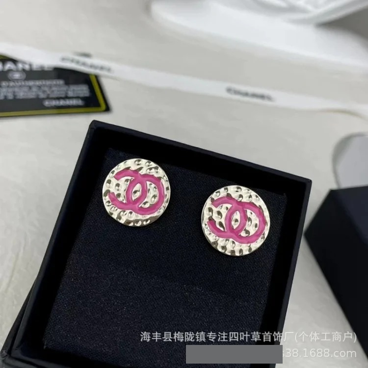 Chanel New Fashion Premium Heart Earrings