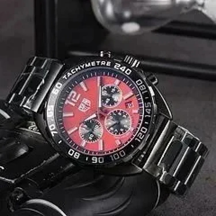 One watch, hundreds of attitudes (Rolex)