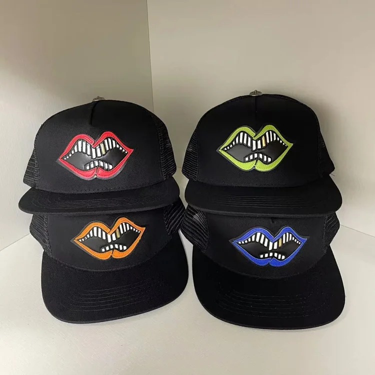 Casual Versatile Embroidered Baseball Cap
