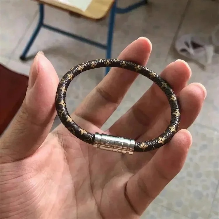 Fashion Accessory